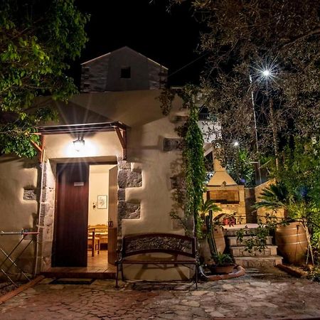 Stamatogiannis Traditional Apartments Kaliviani ภายนอก รูปภาพ