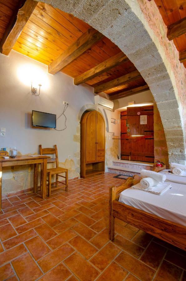 Stamatogiannis Traditional Apartments Kaliviani ภายนอก รูปภาพ