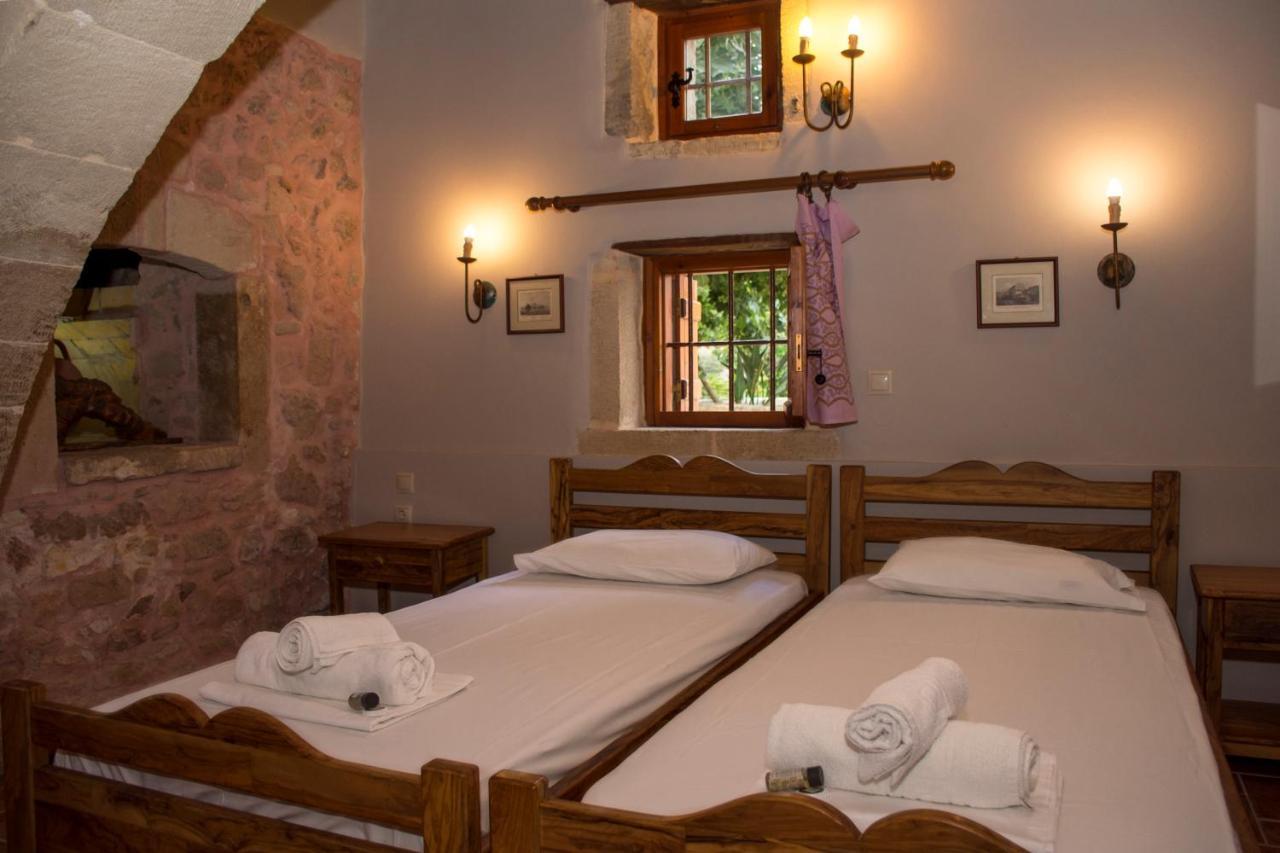 Stamatogiannis Traditional Apartments Kaliviani ภายนอก รูปภาพ