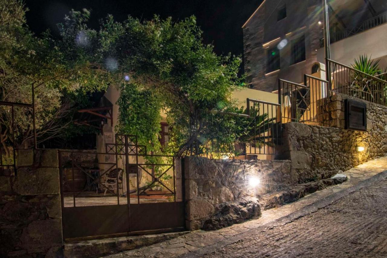 Stamatogiannis Traditional Apartments Kaliviani ภายนอก รูปภาพ