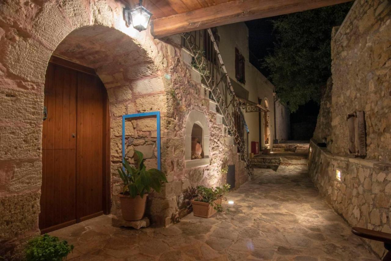 Stamatogiannis Traditional Apartments Kaliviani ภายนอก รูปภาพ